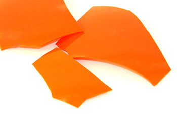 121 RW - opal orange - Opaque, striking color, lead free